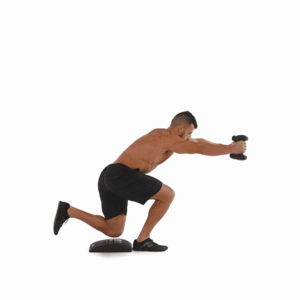 Встаньте прямо. Согните левую ногу в колене. Это стартовая позиция. 
Медленно опускайте свое тело, пока ваше правое колено не согнется примерно на 90 градусов, а ваше левое колено не коснется пола. Вытяните руки перед собой для равновесия. При выпаде вы можете немного наклониться вперёд, но постарайтесь, чтобы ваше тело было максимально вертикальным. Через 30 секунд меняем рабочую ногу.