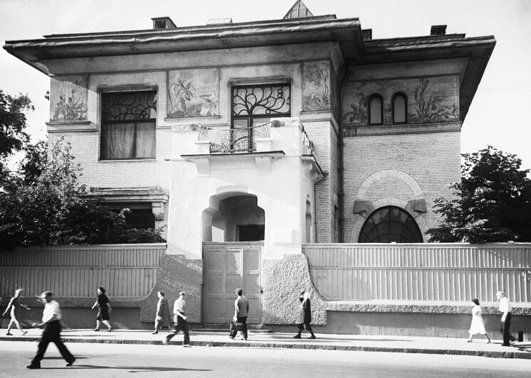 Дом Максима Горького на Малой Никитской улице, где проходила встреча Иосифа Сталина с писателями 
© Владимир Савостьянов/ТАСС