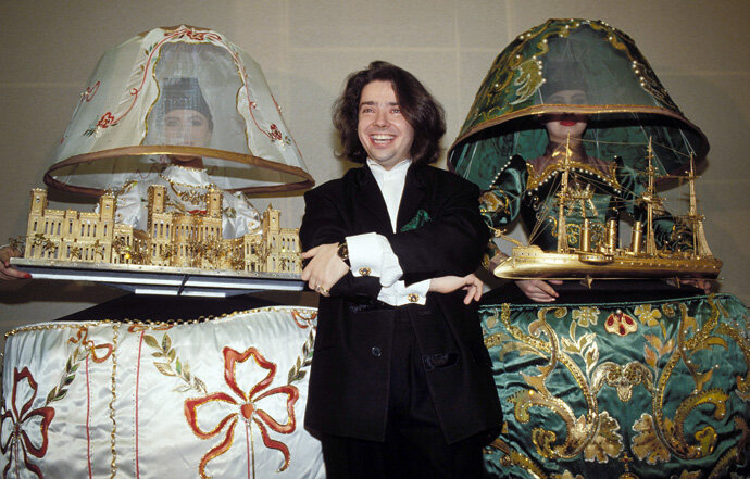 Валентин Юдашкин, коллекция «Фаберже», 1991 г.