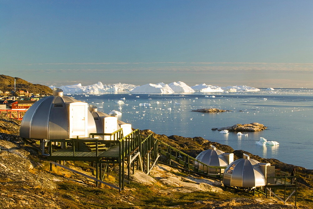 Ледовый уютное. Hotel Arctic Гренландия. Отель Арктика Гренландия. Иглу отель в Гренландии. Гостиница Арктика
