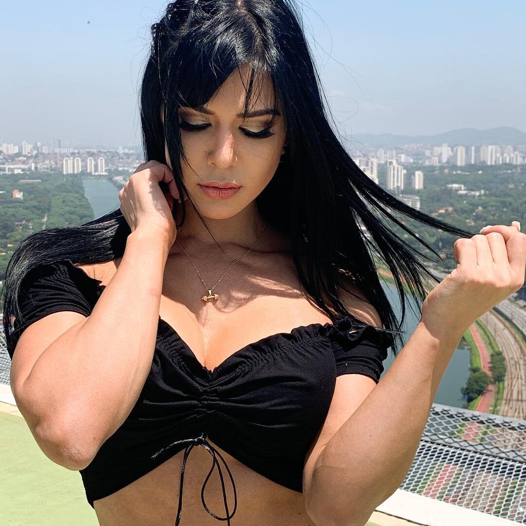 Фото: https://www.instagram.com/eva_andressa/