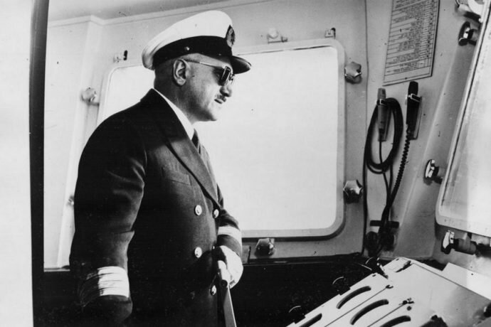 Юрий Кучиев на капитанском мостике атомного ледокола "Арктика"