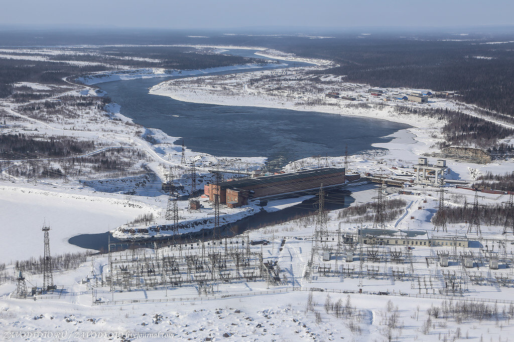 Снежногорск мурманская. Снежногорск Мурманская область. Город Снежногорск Мурманская. Поселок Снежногорск Мурманск. Поселок Снежногорск Норильск.