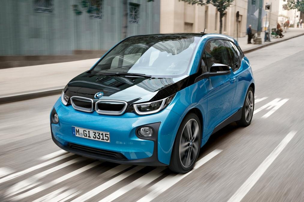 Модный электромобиль BMW i3 замыкает список.