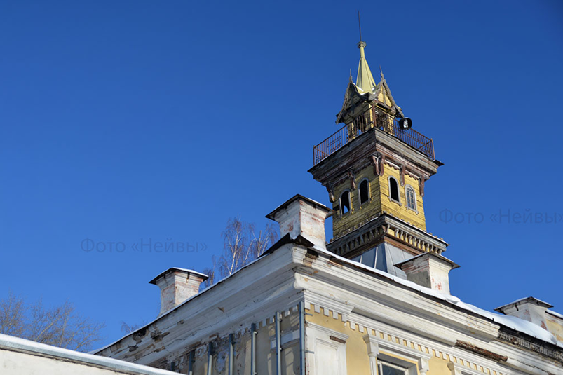 Здание бывшего волостного правления, пос. Верх-Нейвинский