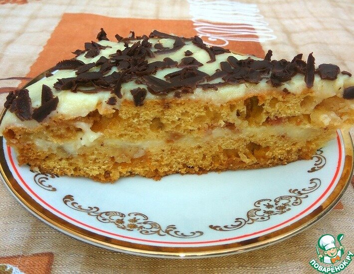 Торт прост как в приготовлении, так и по ингредиентам. Прекрасно подойдет для семейного чаепития. Торт получается очень лёгкий, воздушный, с приятной кислинкой яблок в коржах и с ванильным заварным кремом. Большим плюсом этого торта является минимум жиров: всего 3 ст. л. растительного масла на весь торт. Заходите, угощайтесь!