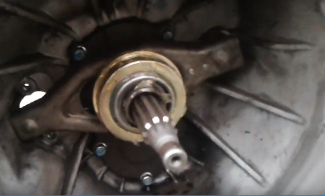 Выжимной, замена через 20000