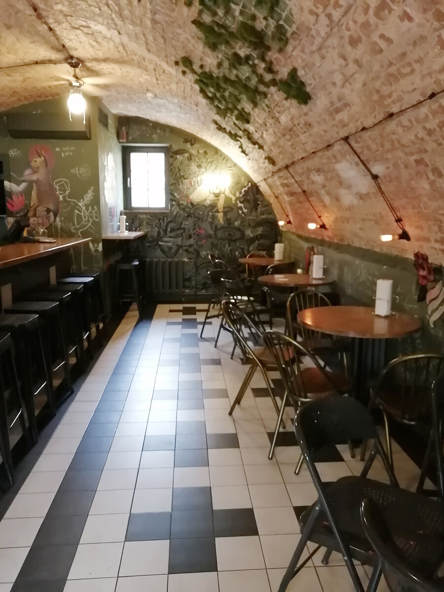 Каморра кафе спб. Камора пицца краснодар. Зацепа 26 каморра. Camorra pizza e birra москва меню. Пиццерия каморра в москве.