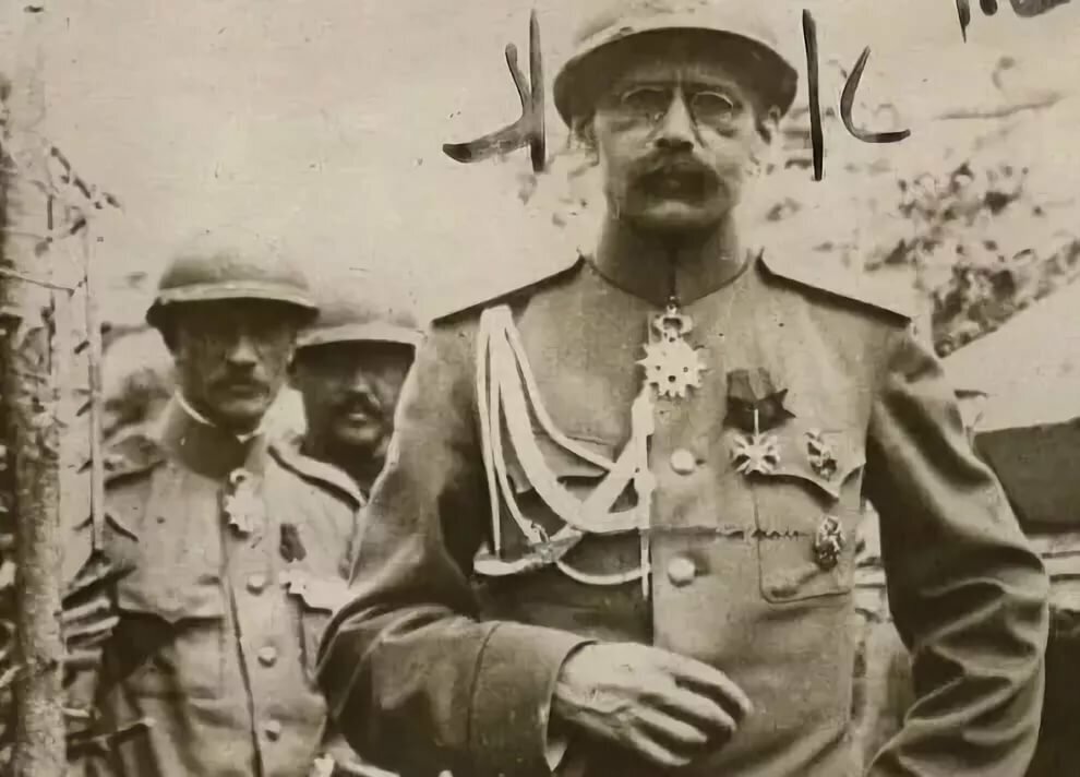 Генерал-майор Русской Императорской Армии Иван Тимофеевич Беляев. В армии Парагвая воевал в должности дивизионного генерала и лично разрабатывал планы боевых операций.