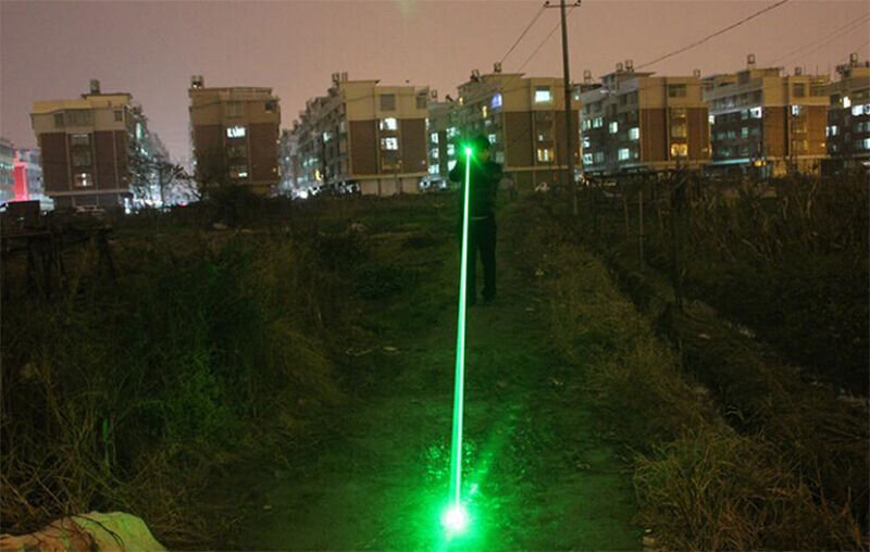 Так себе меч. Длинноват...