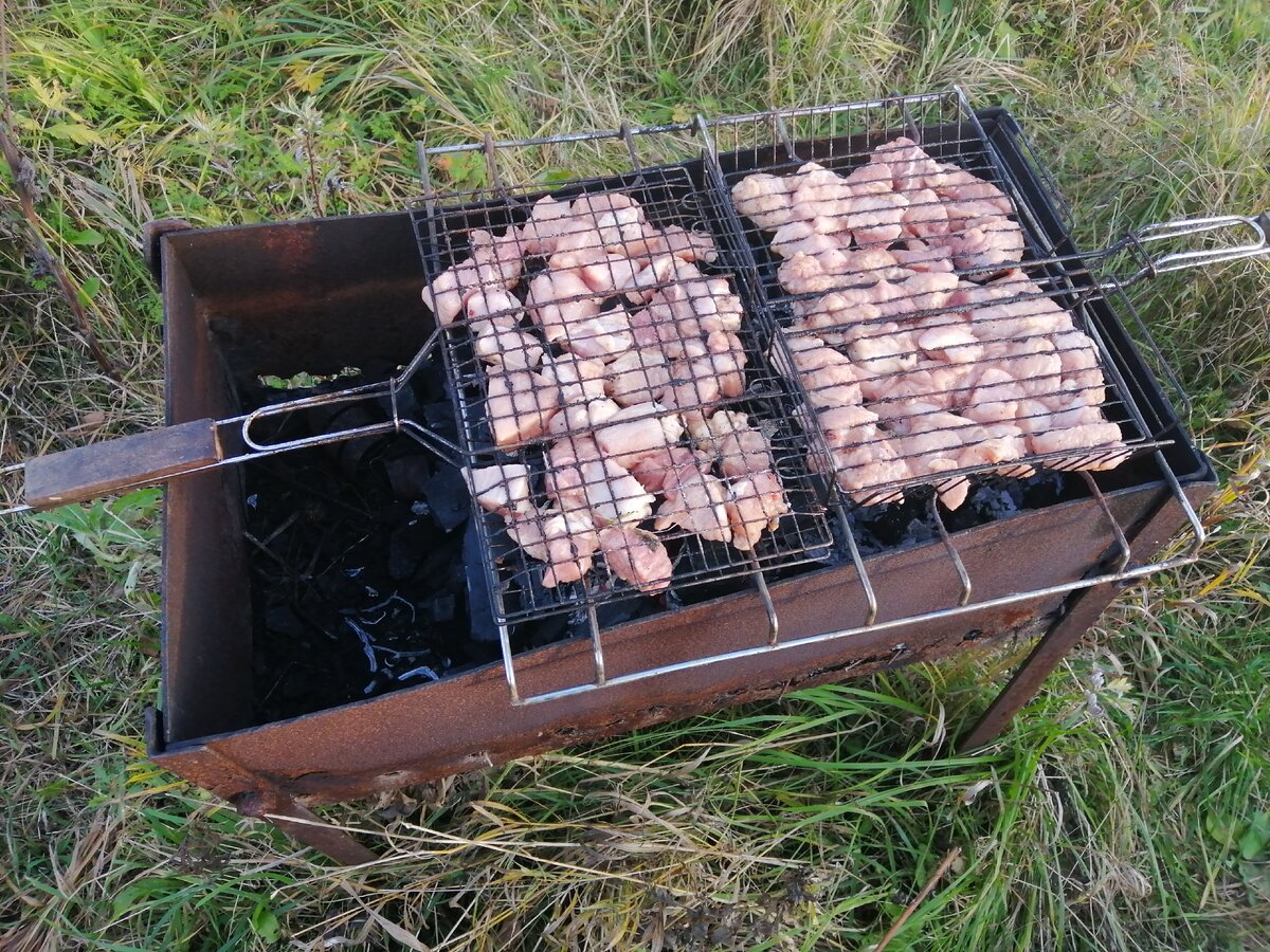 Мангал на даче своими руками