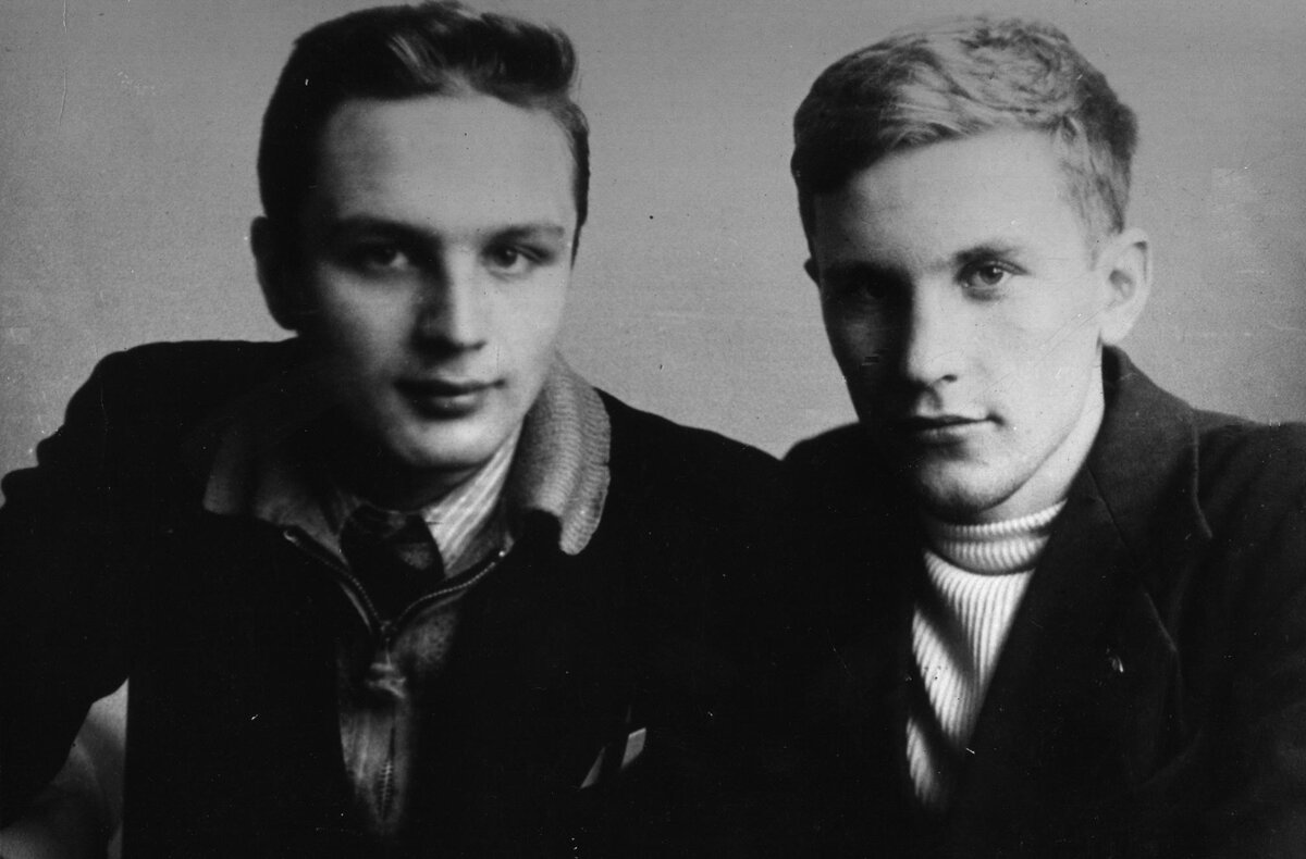 Николай Красовский (слева) и Александр Поздеев (справа) внесли определяющий вклад в создание технологи обработки металлов давлением. Фото: архив МВК УрФУ.