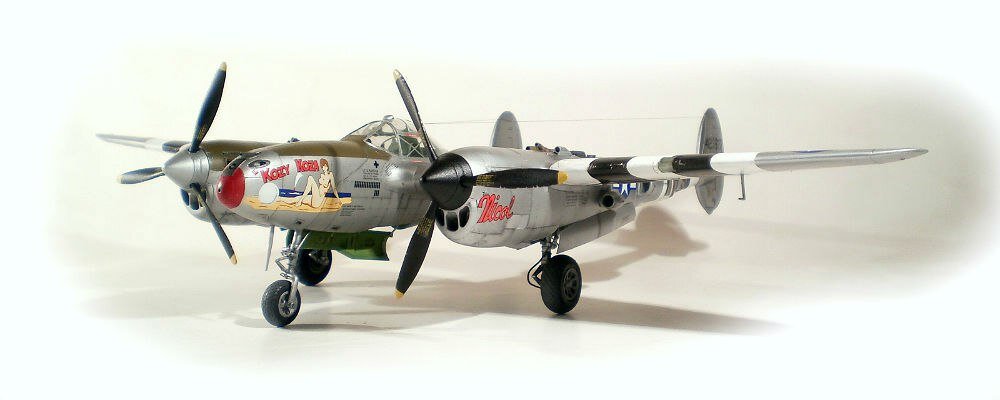  P-38J
Eduard 1:48
Алексей Клюев 