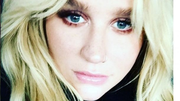 Певица Кеша. Фото: instagram.com/iiswhoiis