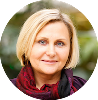 20-22 апреля в Ростове-на-Дону пройдёт Российский финал соревнований EUROBOT, в котором примут участие более 18 регионов России. Победители национального тура отправятся представлять интересы страны в международном финале. Об особенностях соревнований, о робототехнике в целом и о нашем работозированном будущем мы поговорили с Марией Салминой — председателем Российского Национального Организационного комитета ЕВРОБОТ.