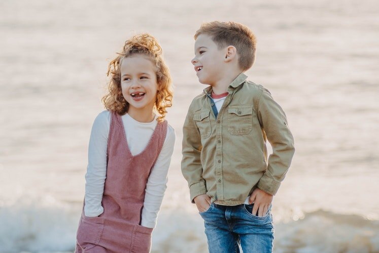 https://unsplash.com/photos/BRr6rSQDm1M