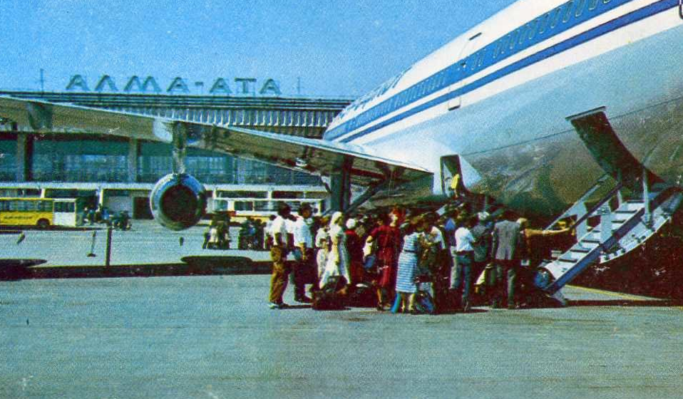 аэропорт шереметьево самолеты. билет в москву аэрофлот. москва алматы аэрофлот.