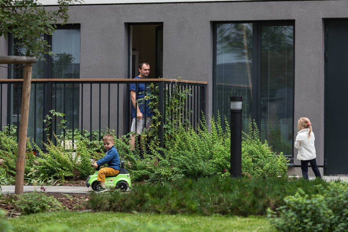 Квартира с террасой на первом этаже от застройщика «Брусника»