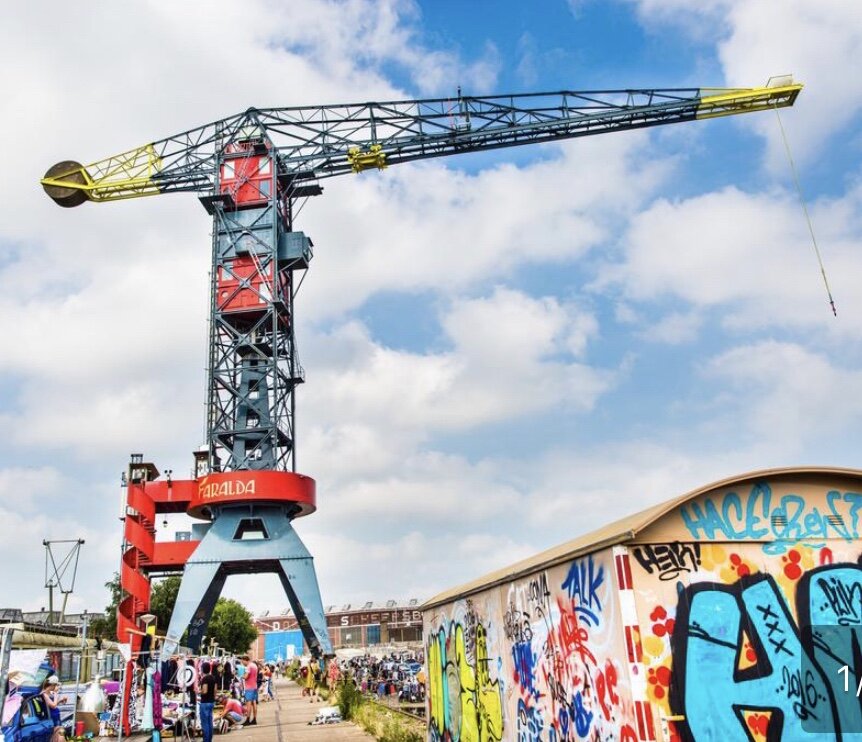 Faralda Crane