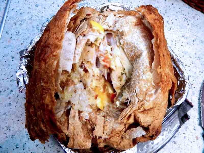 Запеченная курица в лаваше
