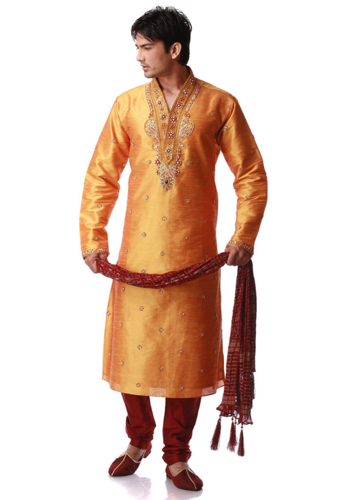 Индийская мужская национальная одежда
