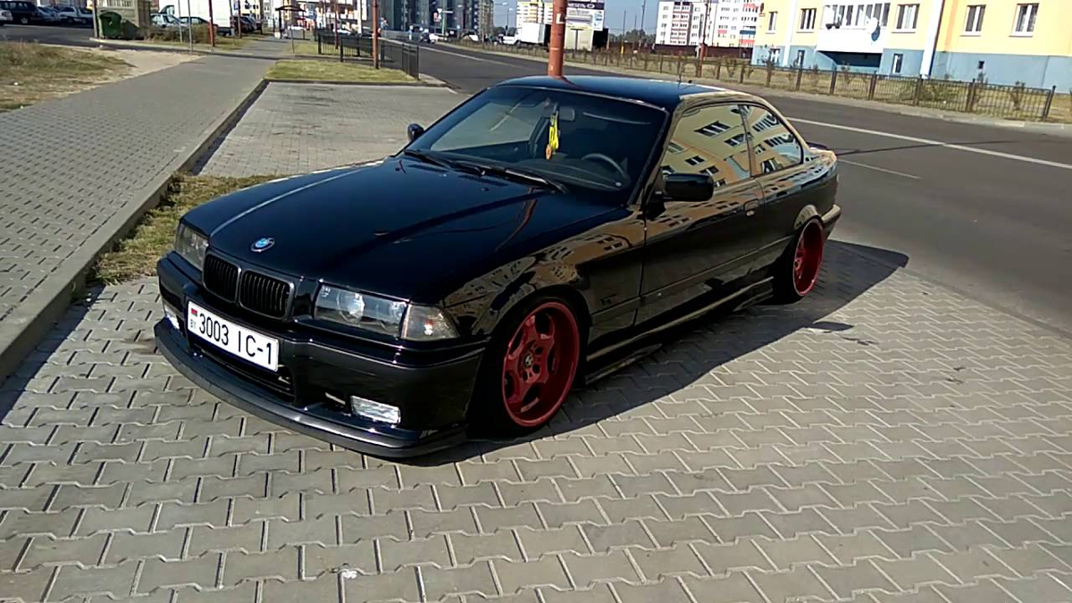 Поворотник БМВ Е36 Купе / BMW E36 Coupe