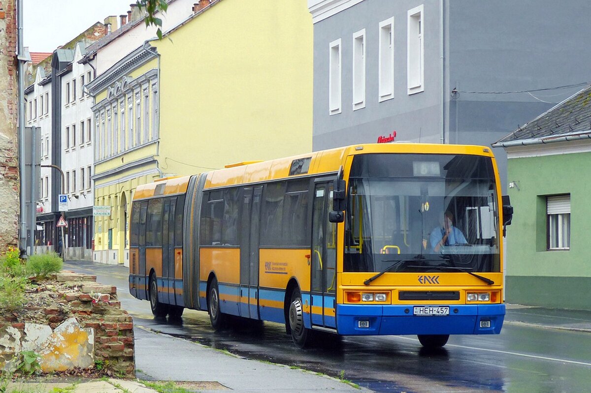 ▲ Ikarus E94G.26  /// flickr.com