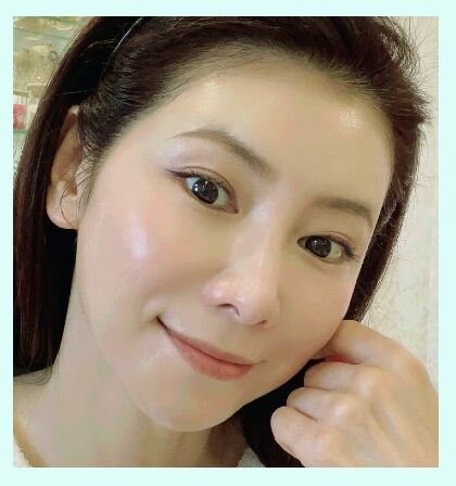 Когда смотришь на такие фото женщины 1968 г.р., первая мысль — хорошая редактура в фоторедакторе