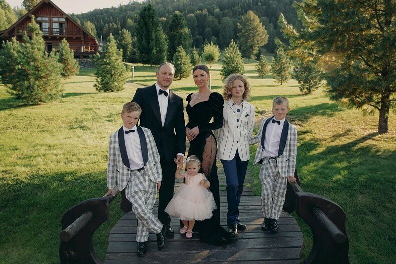 елена блиновская семья. блиновская елена миллениум парк. блиновская семья. елена блиновская дети. дети елены блиновской.