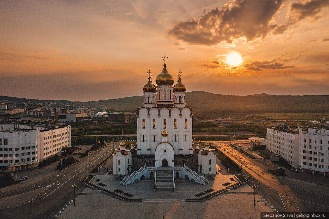 Соборная площадь в Магадане фото