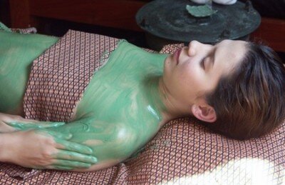 [caption id="attachment_1812" align="aligncenter" width="400"] Обертывание – это быстрый и проверенный метод в краткие сроки привести тело в порядок[/caption]