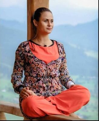 Была журналисткой, стала йогом