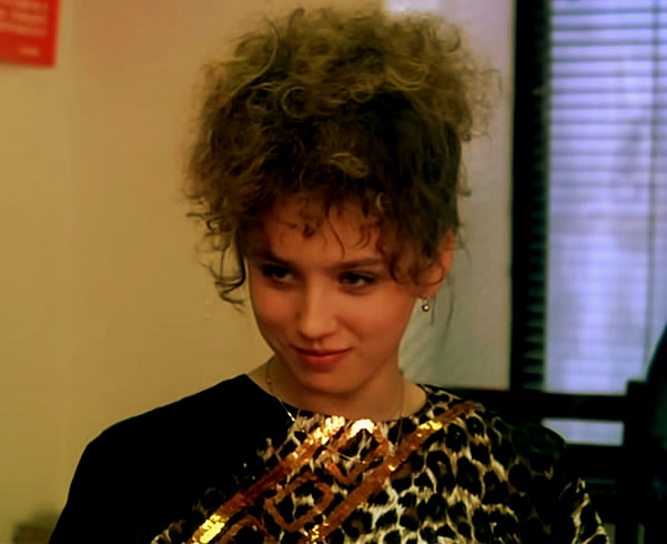 Кадр из фильма «Интердевочка» (1989). Скриншот. Источник - YouTube.