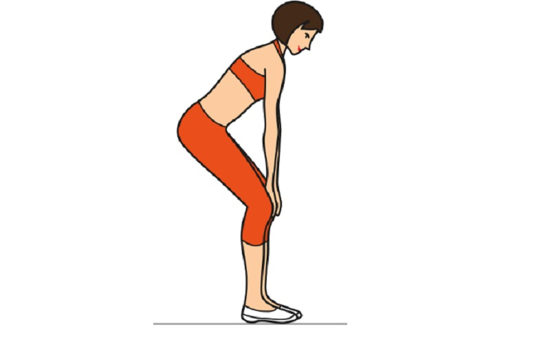 Шаг назад влево вправо. Вращение коленями упражнение. Круговые движения коленями. Сгибание спины в полуприседе. Вращение коленного сустава.