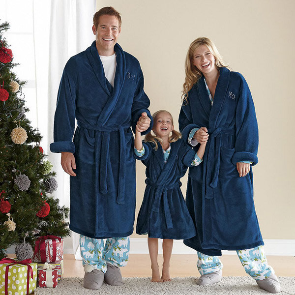 Теплые халаты для всей семьи