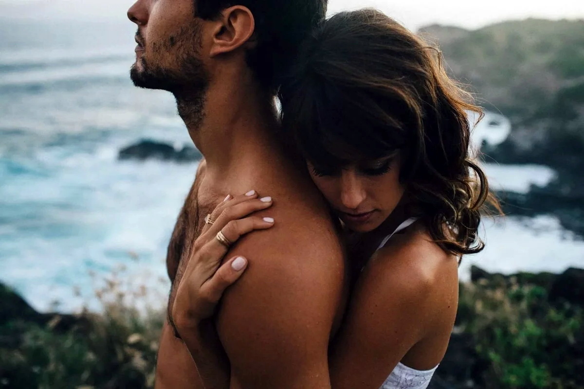 Если вам одиноко и не с кем провести время, наш сайт знакомств подберет вам пару рядом с вами, которые согласны на кратковременные встречи для секса или долгосрочные отношения. Тысячи одиноких людей разного возраста, пола, национальностей ждут вас.  Ссылка на сайт знакомств в конце статьи