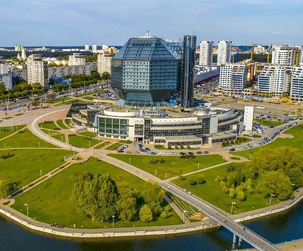 Парк писателей минск