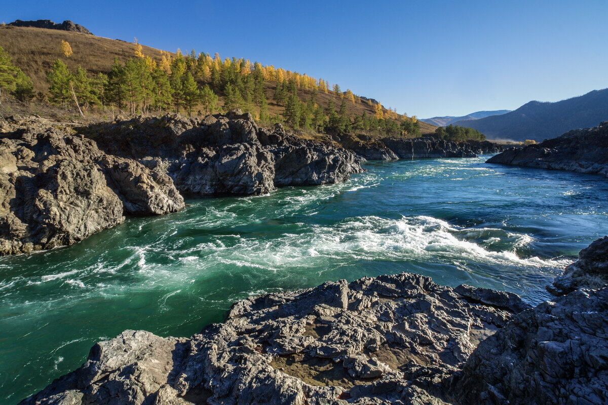 Водные ресурсы бирюзовая Катунь