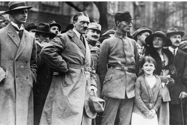 Молодой Гитлер