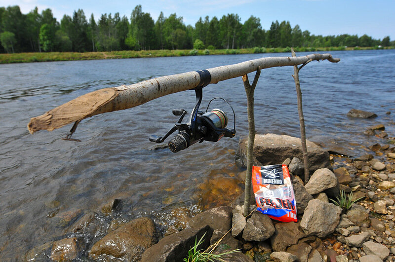 В очередной раз не смог удержаться и использую данную фото для оформления своей заметки... Самые внимательные должны будут в конце обвинить меня в рекламе прикормки Миненко )))
