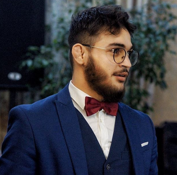 Чоршанбиев, 25 лет . Проф рекорд 5-3