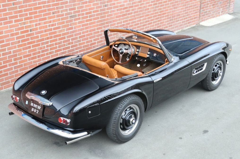 фото - bringatrailer