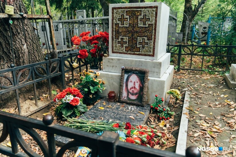 Егор летов омск старо восточное кладбище фото