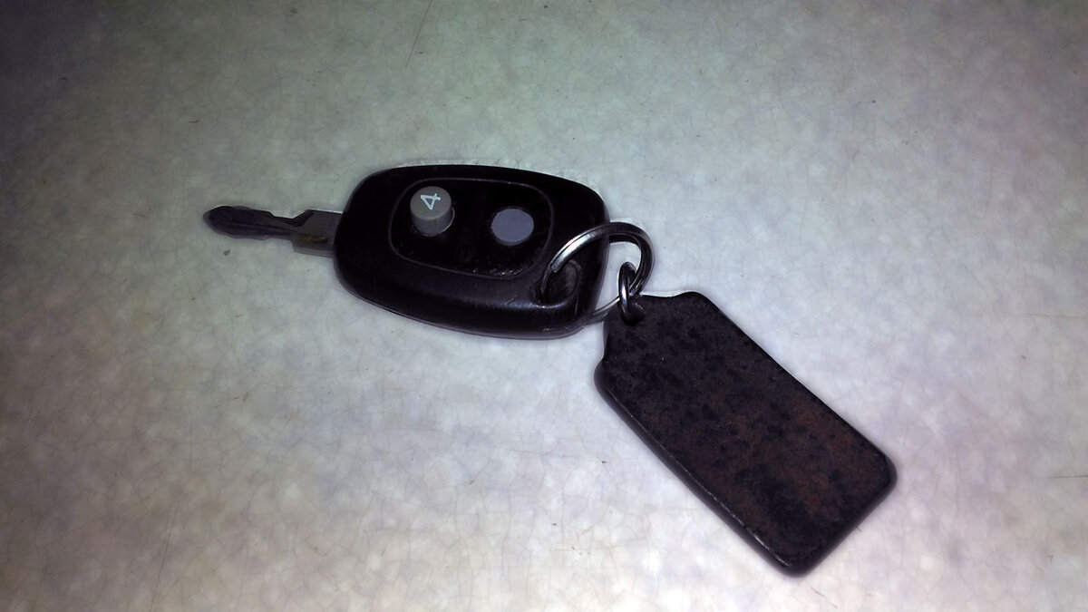 Самостоятельный ремонт автомобильного ключа