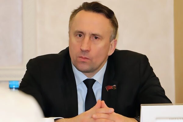 Михаил Иванов