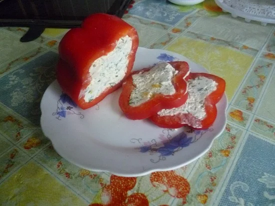 Перец, фаршированный творогом