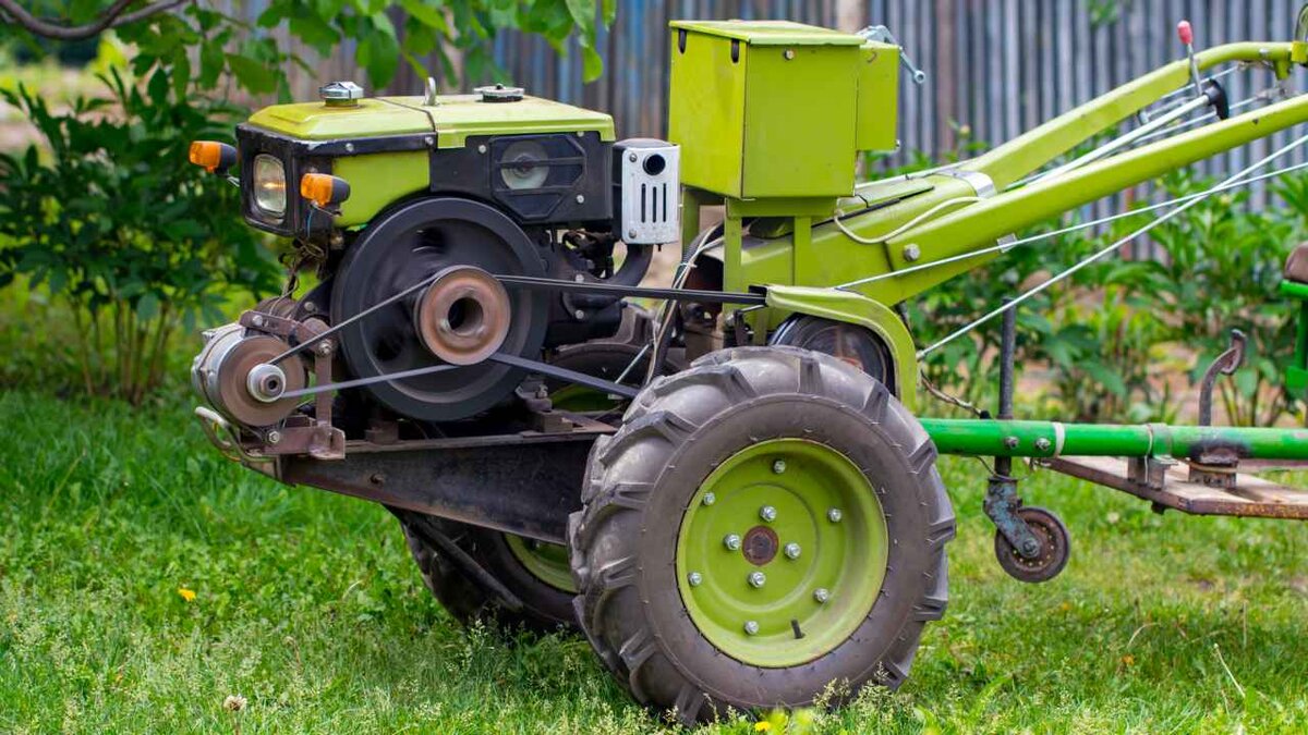 Подготовка участка перед обработкой культиватором