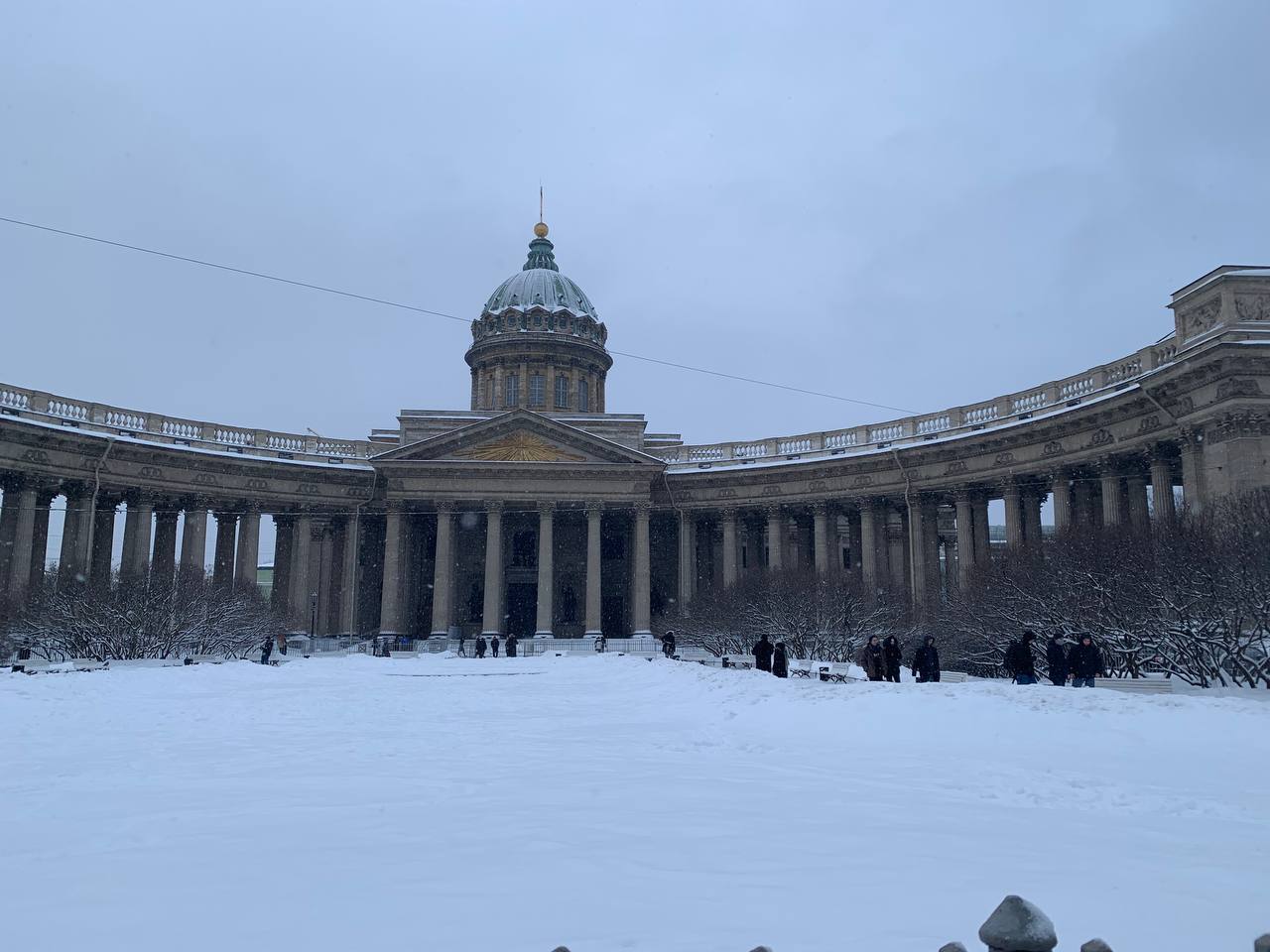 Казанский собор зимой