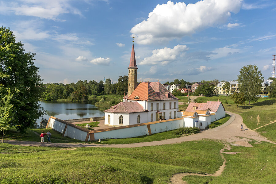 Приоратский замок в Гатчине. (Источник: фото автора)