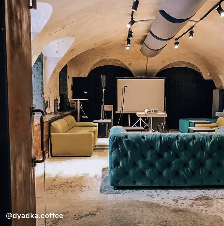📍Милютинский переулок, 19/4с1